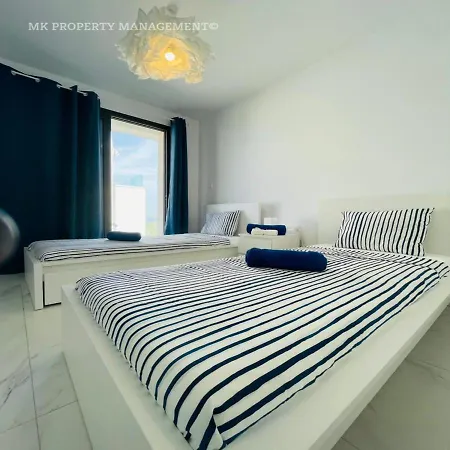 By The Beach Villa Natalya Protaras Extérieur photo